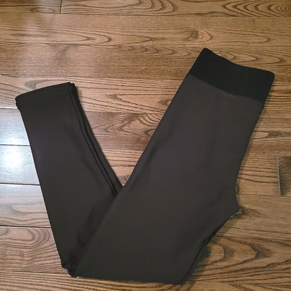 FLEECE LINED BrownLeggings w wide elastic waist band. NWOT, Excellent condition.